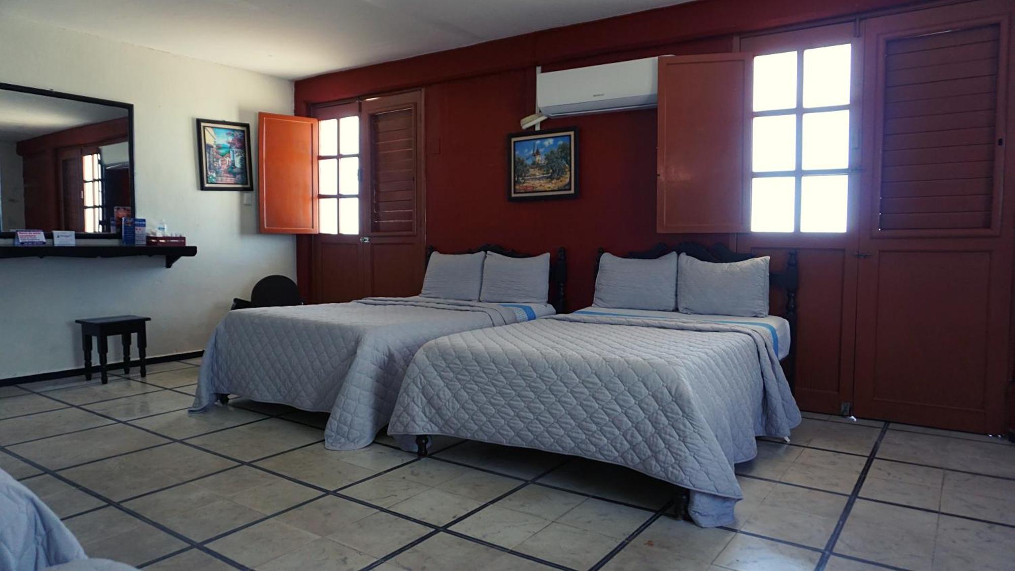 Hotel Murallas 231 Campeche Buitenkant foto