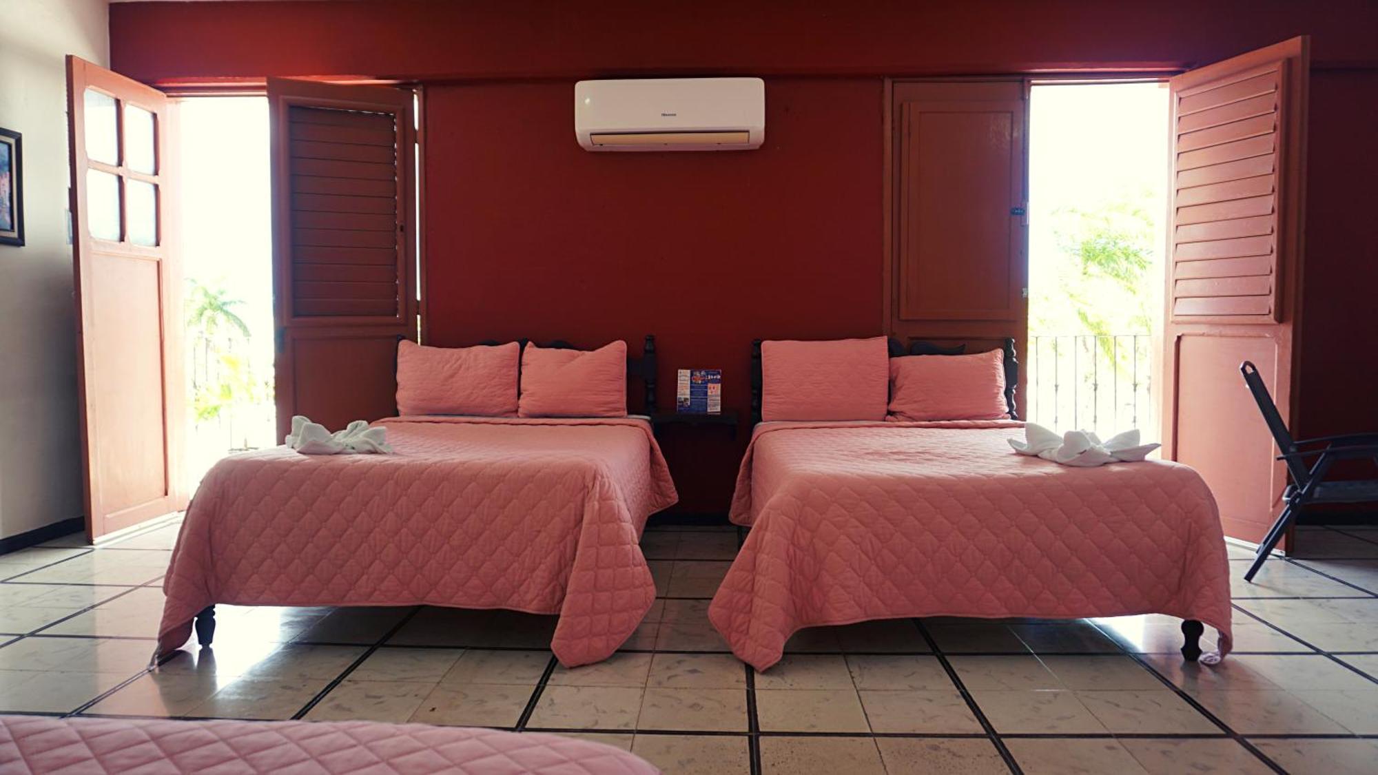 Hotel Murallas 231 Campeche Buitenkant foto